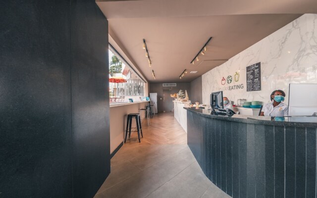 Regatta Living Hotel By Mint