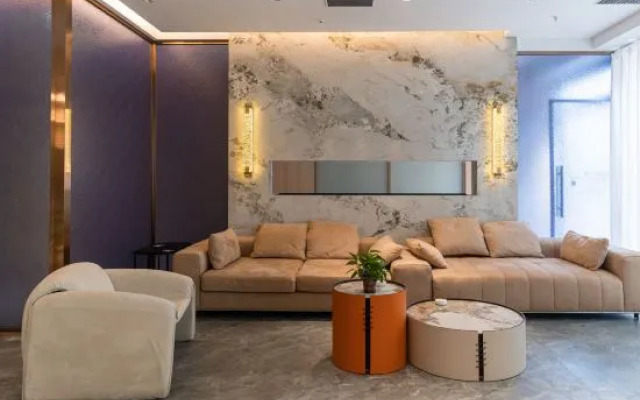 Elong Anyun Hotel (Nantong Haohe Scenic Area Zhongxiu West Road Subway Station)