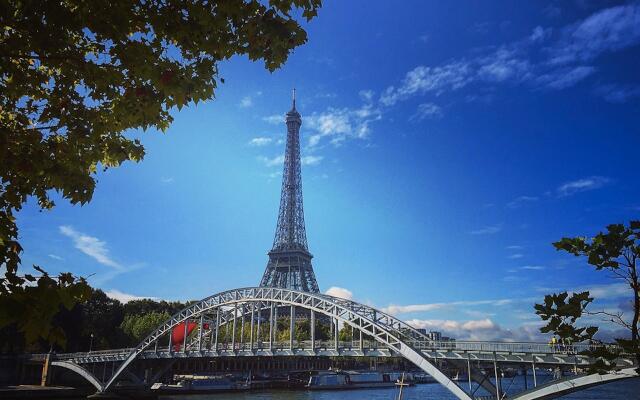 Holiday Inn Paris Elysees, an IHG Hotel