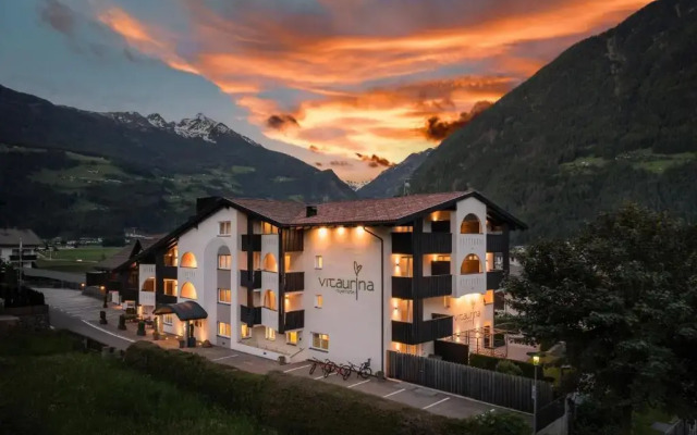 Vitaurina Royal Hotel