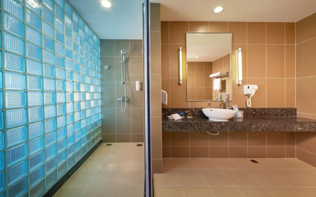 Holiday Inn Express Nantong Downtown by IHG