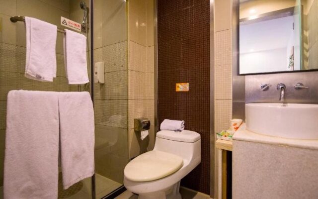 Motel 168 Shenzhen Longgang Longcheng Square Metro Station Branch