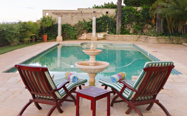 Apogee Boutique Hotel & Spa