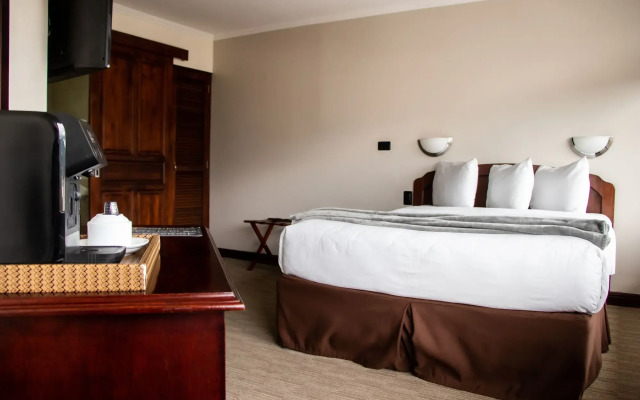 Parque del Lago Boutique Hotel
