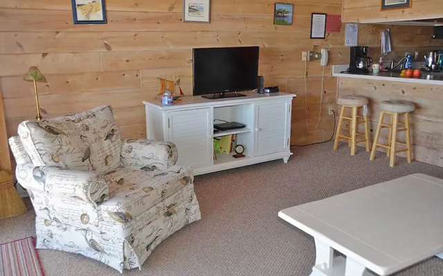 Beach Place 9