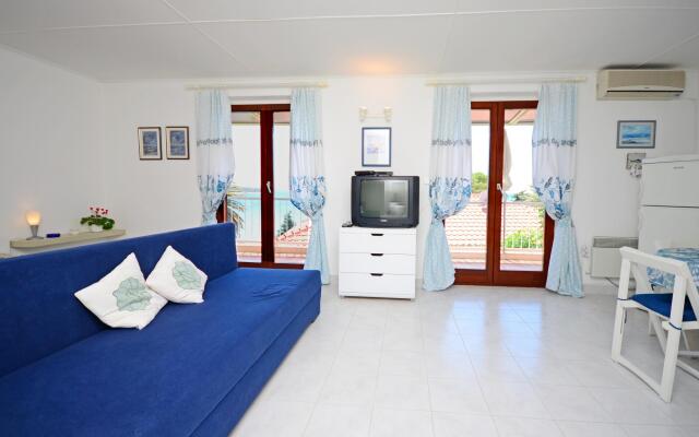 Apartment Dubravka in Banjol - island Rab