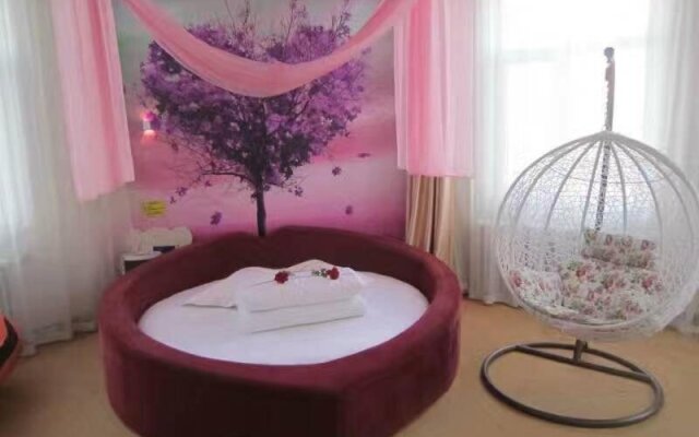 168 Theme Hotel