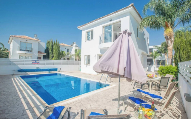 Villa Delia Palm 17