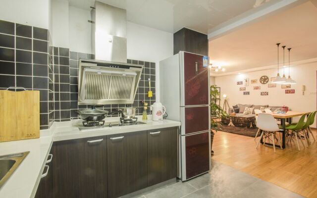 GoNative Downtown Apartment Yu Garden