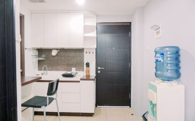 Warm And Cozy Stay 2Br Belmont Residence Puri Apartment