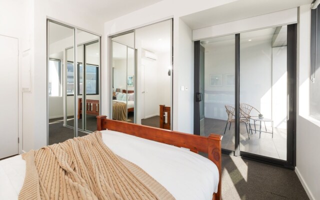 Sofun Apartment On Vulture St