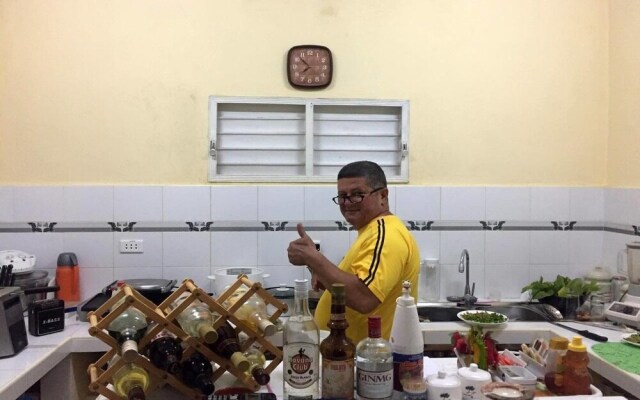 Hostal DLena TRINIDAD
