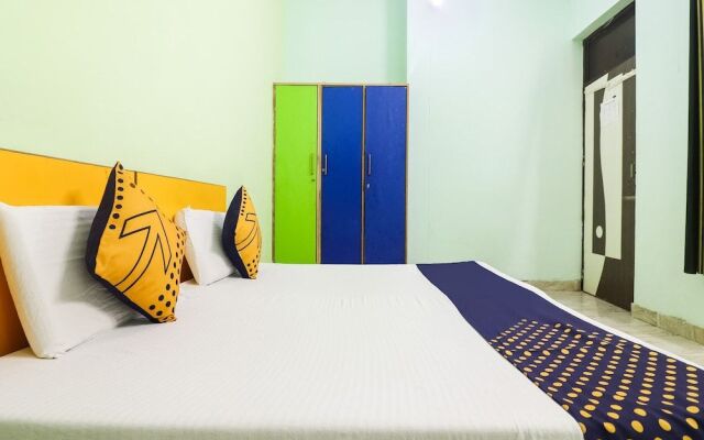 Spot On 62209 Yash Hotel