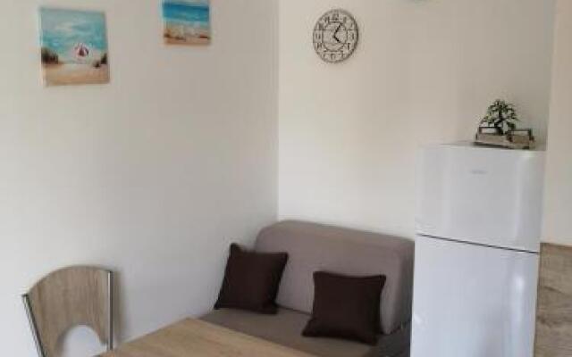 Tomek Apartment