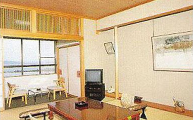Ryokan Iriumi – Guest Rooms – Sado