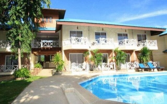 Chom Tawan Resort