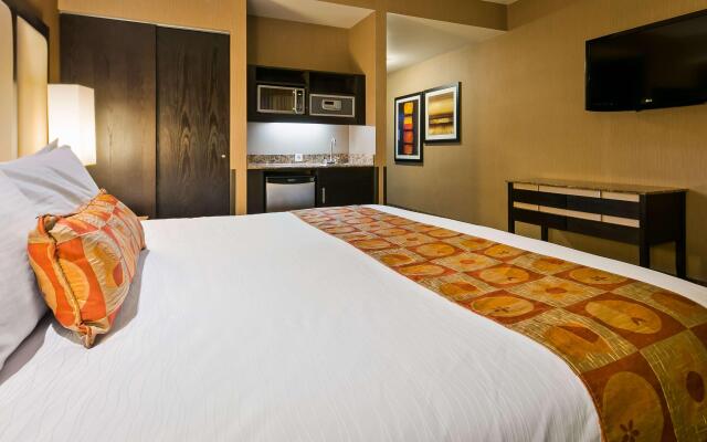 Best Western Premier Freeport Inn Calgary Airport