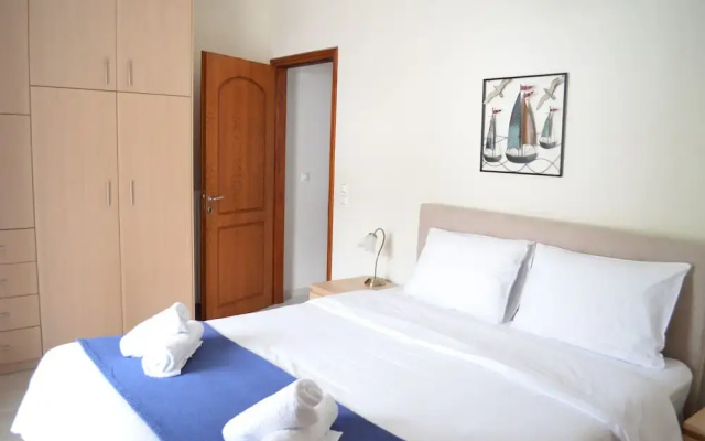 Blue Ark Aigeira Flat & Studio