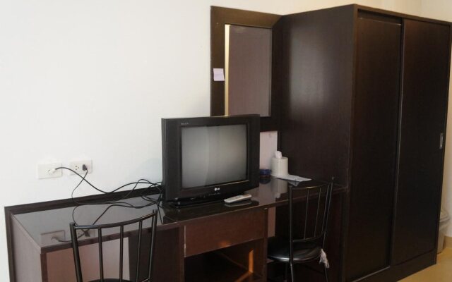 Siriwan Grand Garden Apartment
