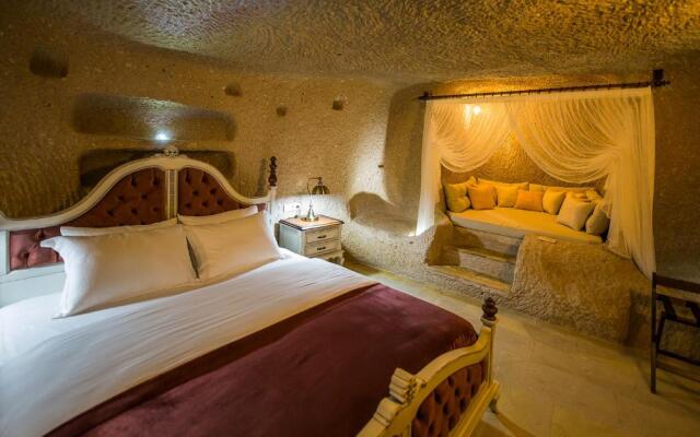 Maya Cave Hotel
