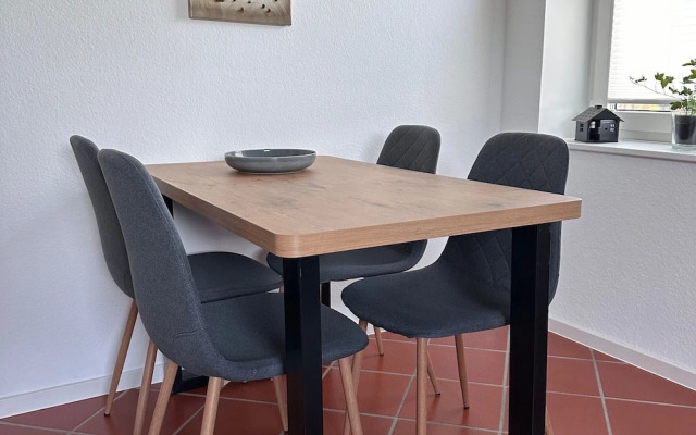 Shared Holiday in two Separate Flats