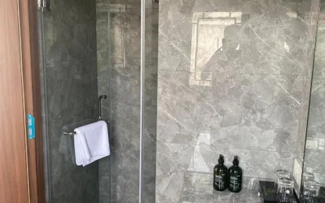 Jinglong Xiaozhu Boutique Hotel