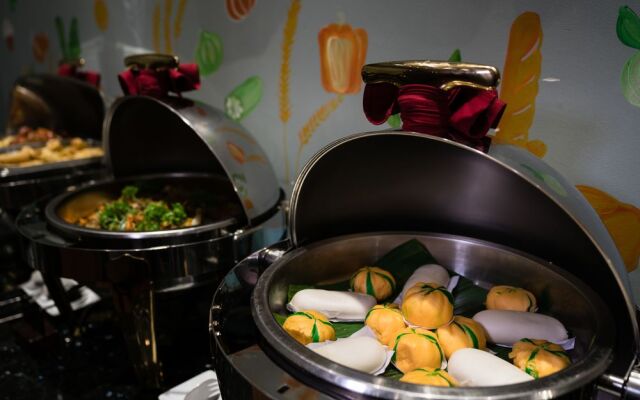 1.Asian Ruby Select Hotel