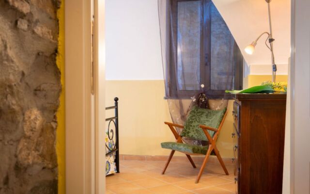 Apartment Giallo Vasia