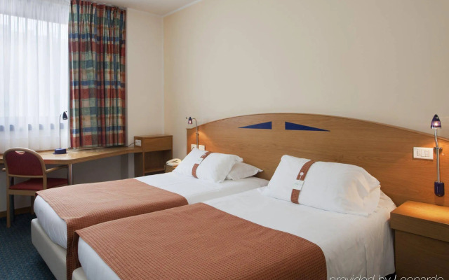 City Hotel & Suites Foligno