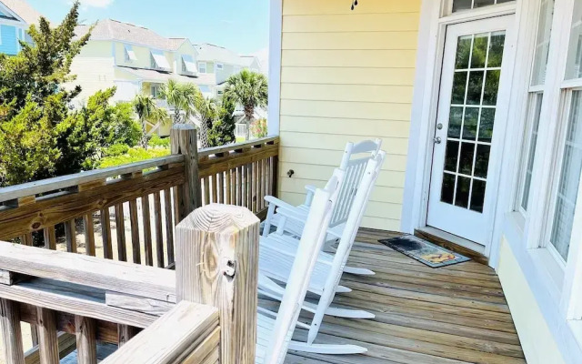 Angling Inn 4 Bedroom Home by RedAwning