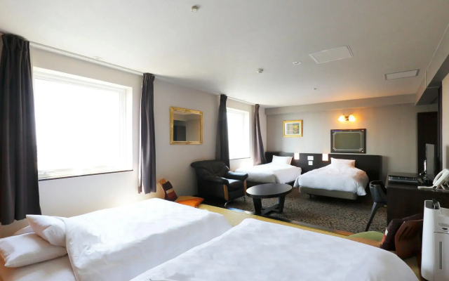 Spring Sunny Hotel Nagoya Tokoname Station