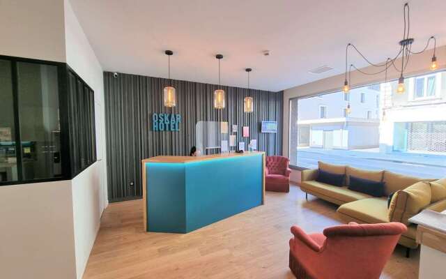 Oskar Hotel