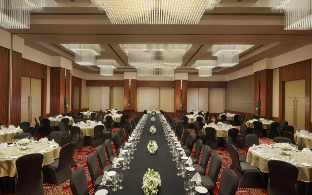 Sandal Suites Op. by Lemon Tree Hotels