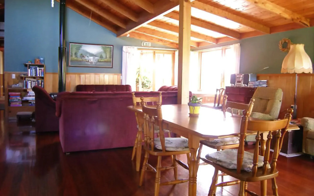 Relax a Lodge