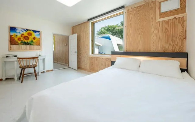 Gangneung Aladdin Surfing Pension