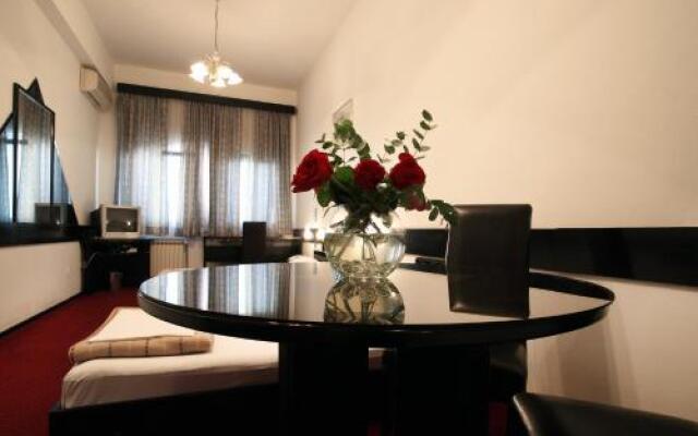 Hotel MB
