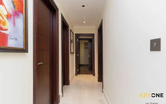 Grandeur 2BR Small Room & Beach Access