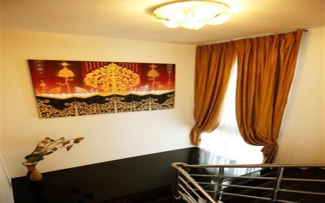 Mirth Sathorn Hotel
