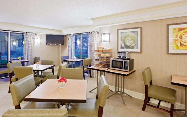 La Quinta Inn by Wyndham Merrillville