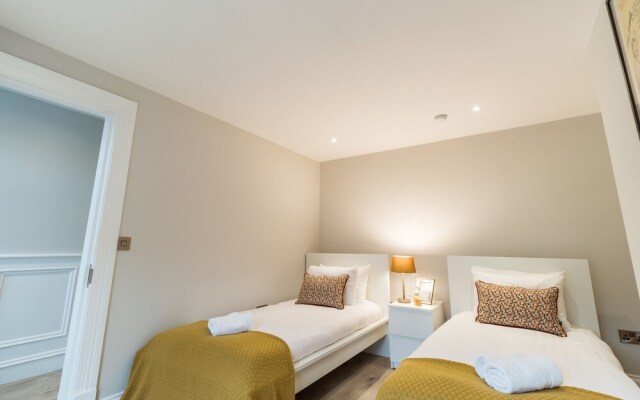 The Jack Butler Yeats Suite by 5STARSTAY