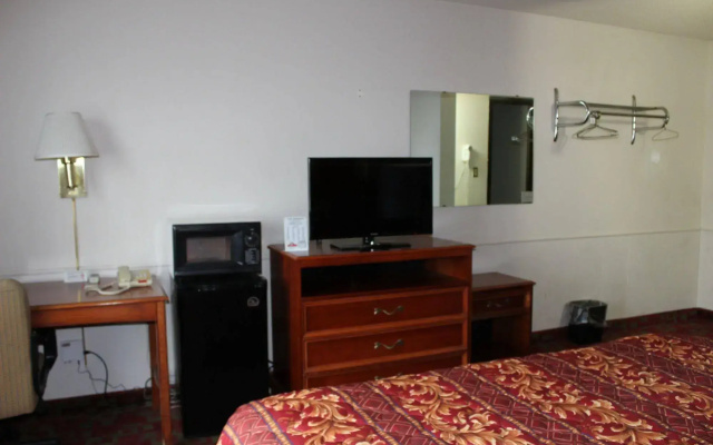 East Grand Inn