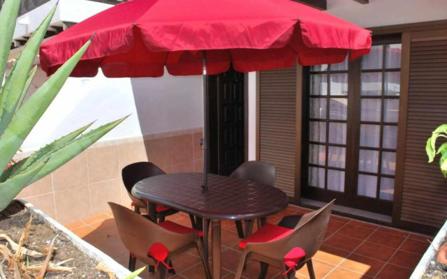 Apartamento con Terraza y Piscina C