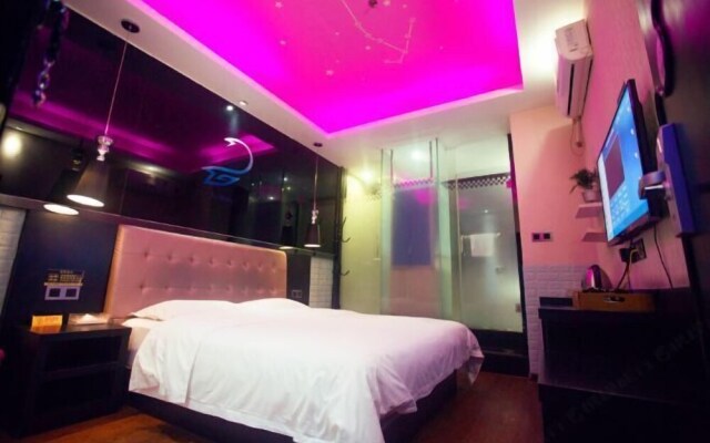 Xingzuo Apartment Theme Hotel