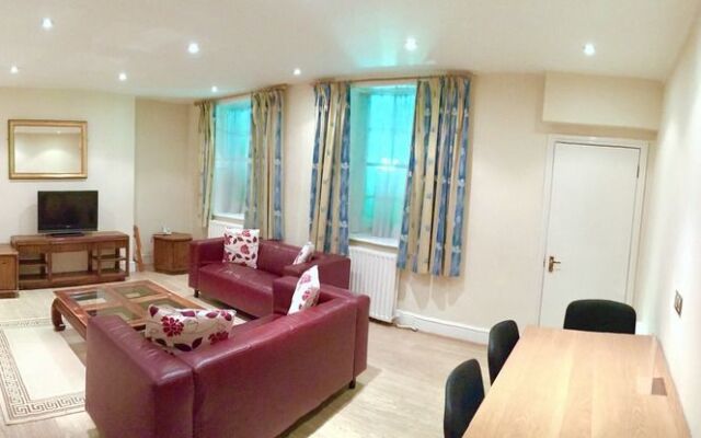 Hadleigh Hotel