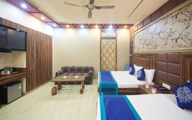 OYO 2353 Hotel Deep
