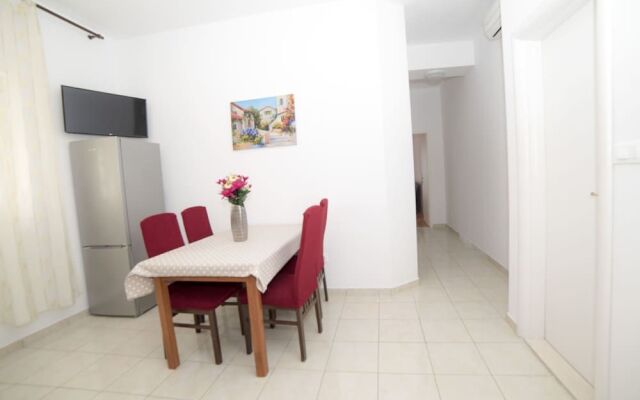 Apartments Pavla&niko