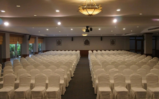 Angkor Howard Hotel