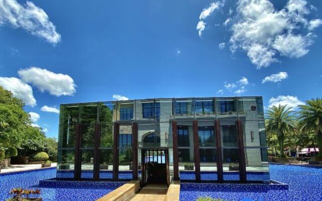 Zhangzhou Palm Beach Hotel