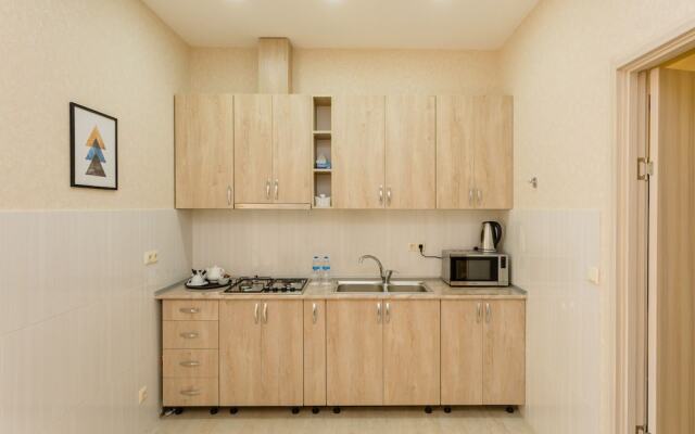 Falcon Apartments Stamba