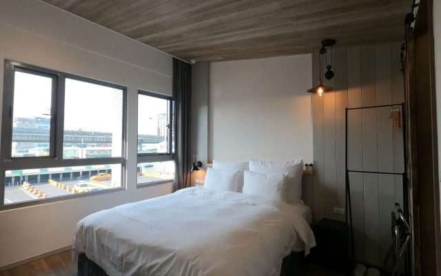 Watermark Hotel Kaohsiung Station